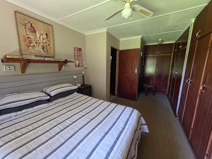 3 Bedroom Property for Sale in Vaalpark Free State